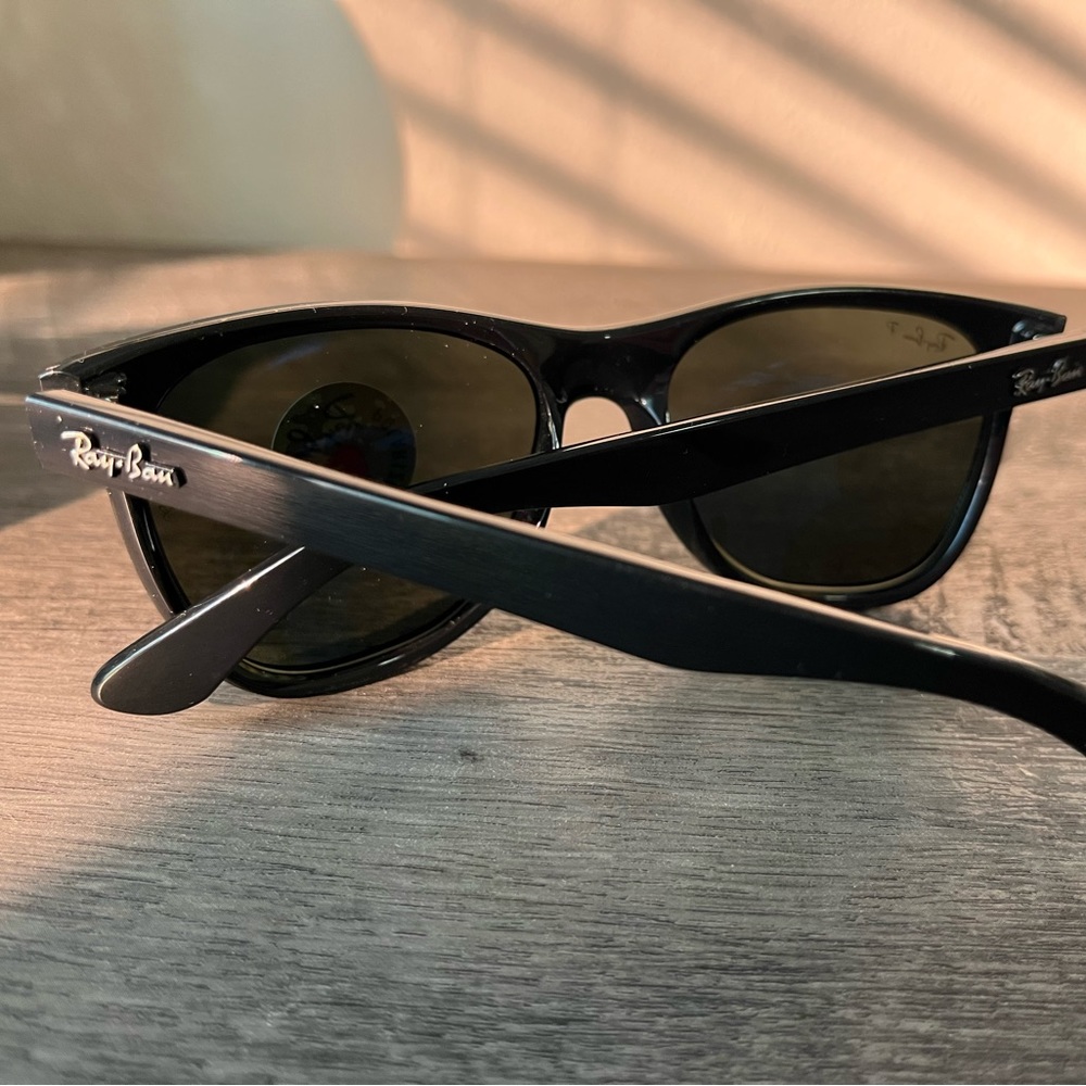 Polarized Ray-Ban RB4184 Sunglasses